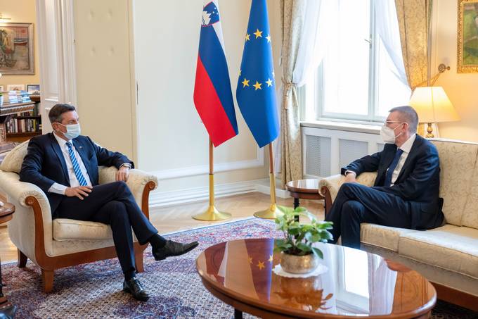 Predsednik Republike Slovenije Borut Pahor je sprejel ministra za zunanje zadeve Republike Latvije Edgarsa Rinkēvičsa